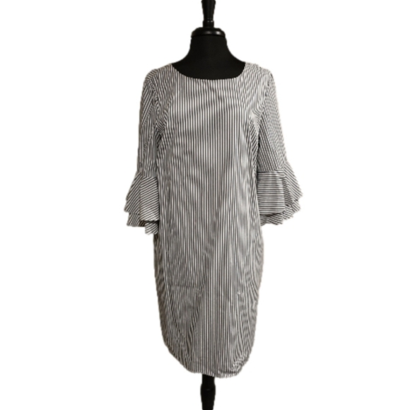 cappagallo Dresses & Skirts - Cappagallo Grey and White Stiped Dress WITH POCKETS Size 12